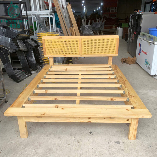 giuong go thong cu 1m6x2m phoi may dan 4