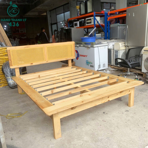 giuong go thong cu 1m6x2m phoi may dan 6