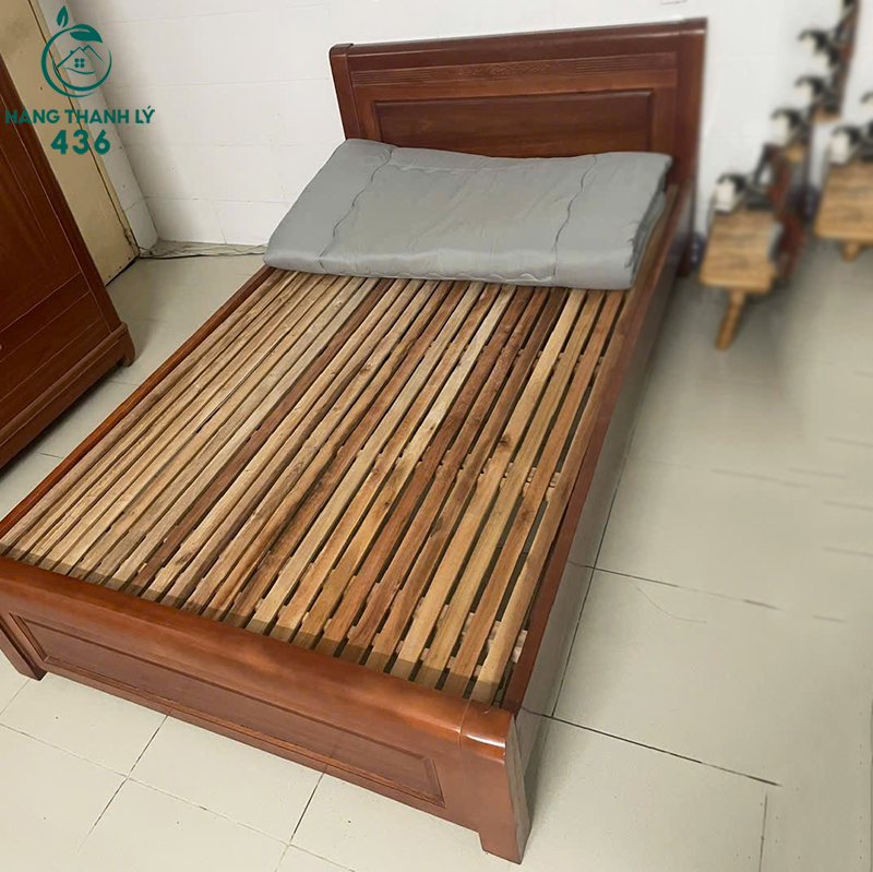 Giường Ngủ Cũ 1M2X2M Khung Gỗ Màu Nâu giuong-ngu-cu-1m2x2m-khung-go-mau-nau Giường Ngủ Cũ 1M2X2M Khung Gỗ Màu Nâu