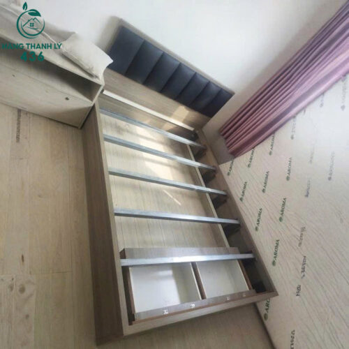 giuong ngu cu 1m4x2m dau giuong boc da 1