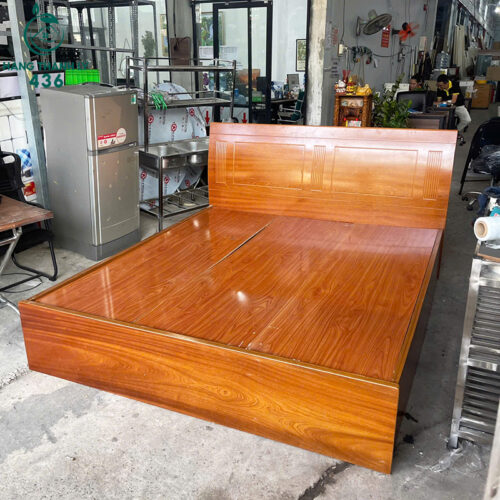 giuong ngu cu 1m8x2m mdf mau van go nau 1