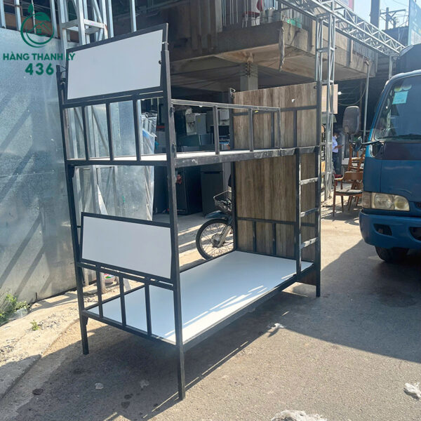 giuong tang sat cu 1m9x1m9x90cm chan sat 2