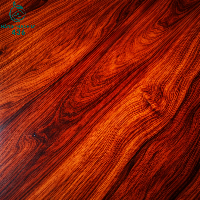 go-go-do-co-mau-do-sam-dac-trung-van-go-ro-rang-va-dep Gỗ Tự Nhiên Là Gì? Tìm Hiểu Các Loại Gỗ Tự Nhiên Phổ Biến Nhất Trong Nội Thất