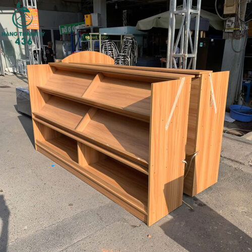 Kệ Trưng Bày Cũ 2M2X1M2X50CM Bằng Gỗ Nhiều Tầng 2 ke trung bay cu 2m2x1m2x50cm bang go trung bay hang hoa 4
