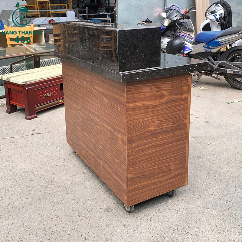 Quầy Lễ Tân Cũ 1MX55CMX1M05 Mặt Đá Gỗ Màu Nâu quay-le-tan-cu-1mx55cmx1m05-mat-da-go-mau-nau-2 Quầy Lễ Tân Cũ 1MX55CMX1M05 Mặt Đá Gỗ Màu Nâu