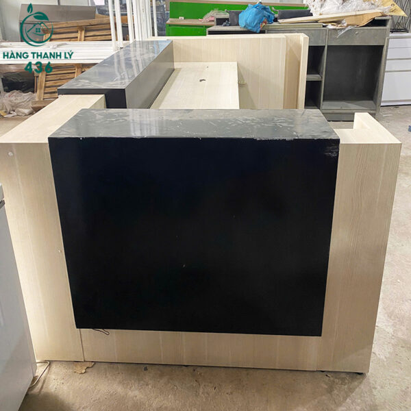 quay le tan cu 3m2x1m5x1m mat truoc mau den 2