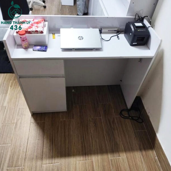 quay thu ngan cu ban go cong nghiep mau trang 2