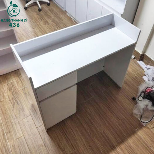 quay thu ngan cu ban go cong nghiep mau trang 5