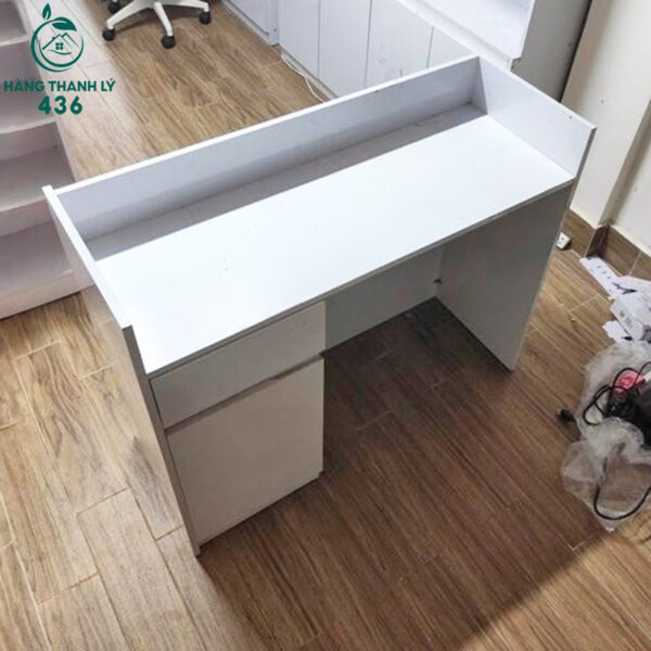 quay thu ngan cu ban go cong nghiep mau trang 5