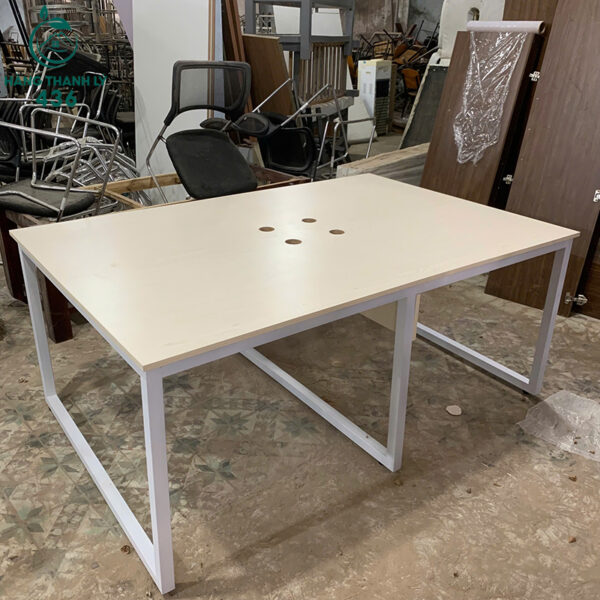 thanh ly ban hop cu 1m2x2mx75cm chan sat trang moi 99 1