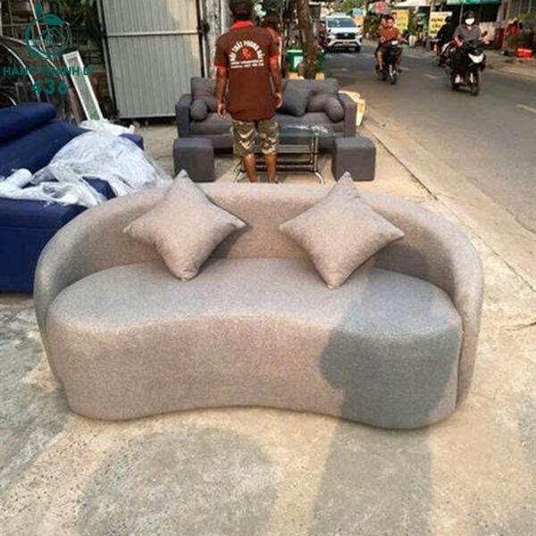 thanh ly sofa 1m6 bang bo cong boc ni mau xam moi 99