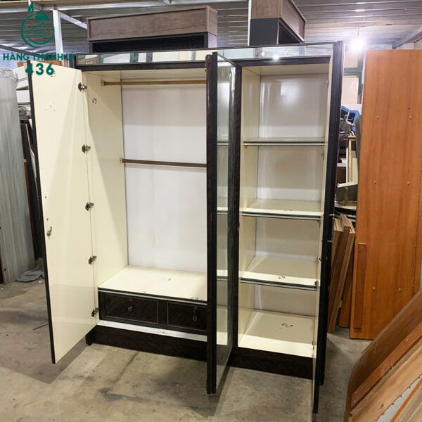 tu ao 3 canh cu mau nau den co guong soi 1