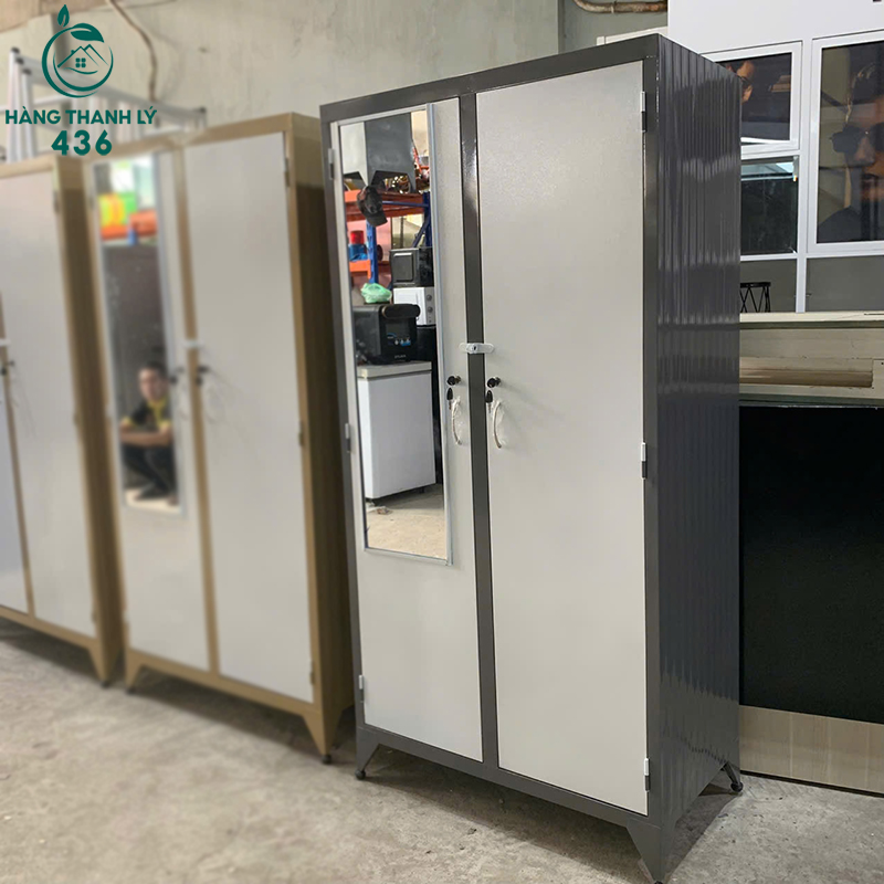 tu-quan-ao-sat-1m8x88cm-2-canh-co-guong-ben-trong-nhieu-mau-moi-99-11 Thanh Lý Tủ Quần Áo Sắt 1M8X88CM 2 Cánh Có Gương Mới 99% (Nhiều Mẫu)