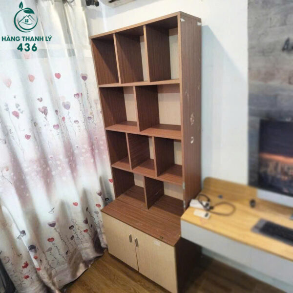 tu trung bay cu 80cmx2m1x50cm nhieu ngan van go nau 2