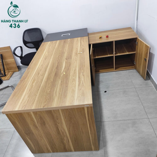 ban giam doc chu l cu 2mx1m6 co tu phu da nang 1