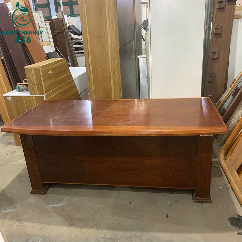 Bàn Giám Đốc Gỗ 1M8X90CM Màu Nâu Đỏ Sang Trọng Cũ ban-giam-doc-go-1m8x90cm-mau-nau-do-sang-trong-cu-3 Bàn Giám Đốc Gỗ 1M8X90CM Màu Nâu Đỏ Sang Trọng Cũ