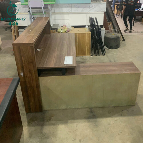 Quầy Thu Ngân Gỗ Cũ 2M6X1M7X1M05 Kèm Tủ Phụ 5 ban giam doc go cu 2m6x1m7x1m05 kem tu phu 2 1
