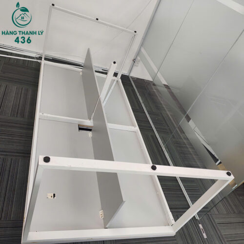 ban hop cu 2m3x1m1x75cm chan sat mau trang chu u 1