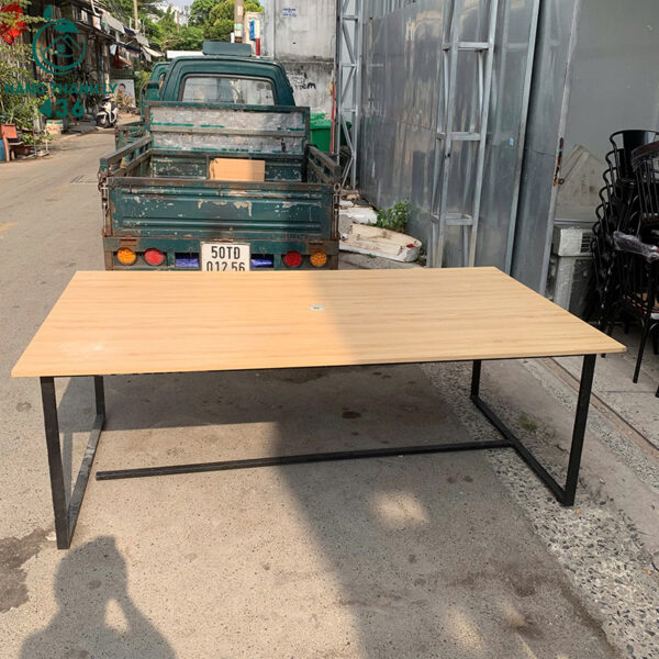 ban hop cu chan sat mat go 2m2x1m2 1