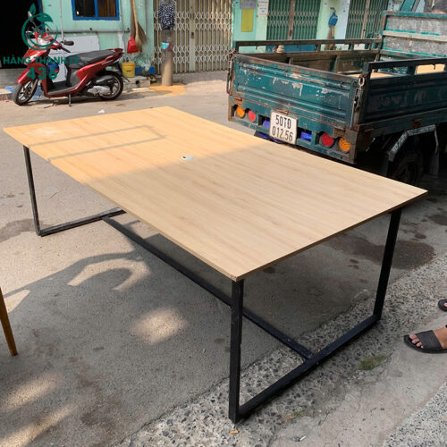 ban hop cu chan sat mat go 2m2x1m2 2