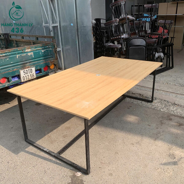 ban hop cu chan sat mat go 2m2x1m2 4