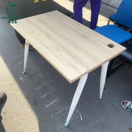 ban lam viec cu 1m2x1mx75cm chan con mau trang 2