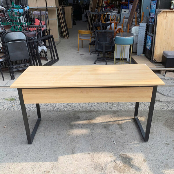 ban lam viec cu chan sat chu u 1m4x60cm 5