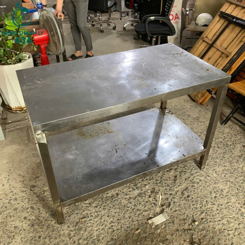 Bàn Sơ Chế Thực Phẩm Inox Dày Dặn Phù Hợp Quán Ăn Cũ 5 ban so che thuc pham inox day dan phu hop quan an cu 1 1