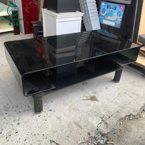 ban sofa kinh cuong luc cu mau den kieu dang hien dai 2