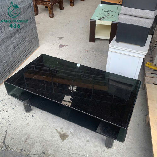 ban sofa kinh cuong luc cu mau den kieu dang hien dai 4