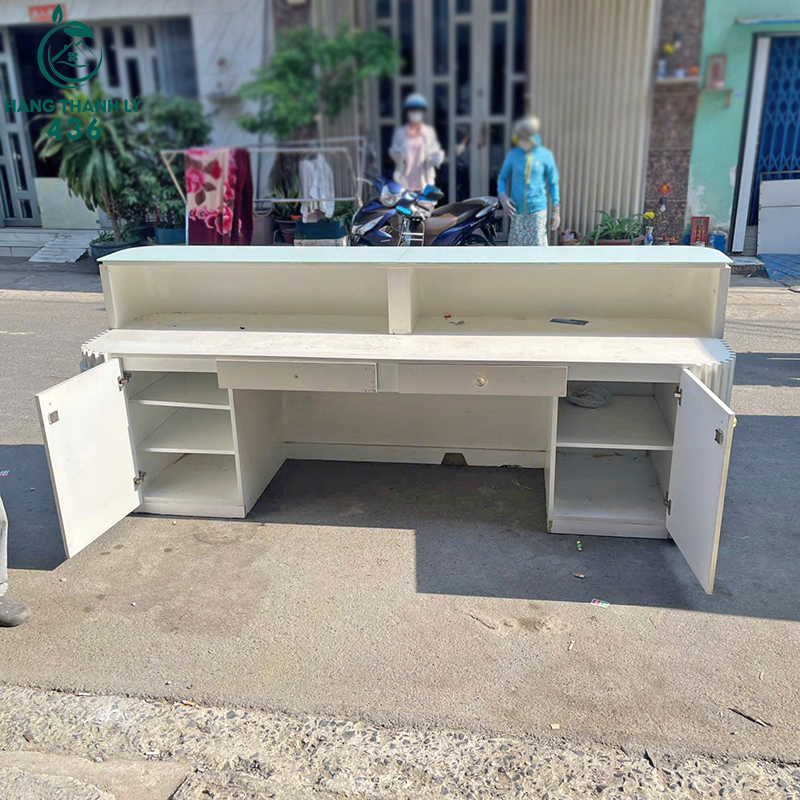 Quầy Lễ Tân 2M52X1MX65CM Cũ Phối Màu Trắng Vân Đá quay-le-tan-phoi-mau-trang-van-da-cu-2m52x1mx65cm-5 Quầy Lễ Tân 2M52X1MX65CM Cũ Phối Màu Trắng Vân Đá