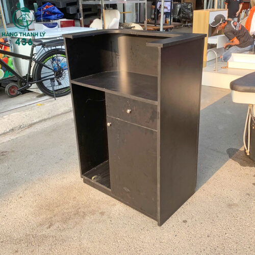 quay thu ngan cu 1m1x78cmx45cm mini mau den 1