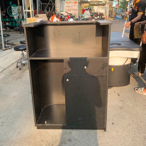 quay thu ngan cu 1m1x78cmx45cm mini mau den 5