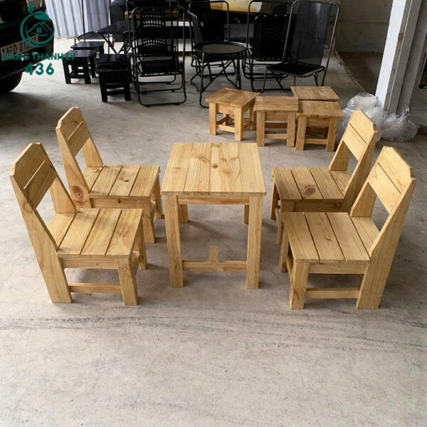 thanh ly 4 ghe go tu nhien cafe co tua moi 99