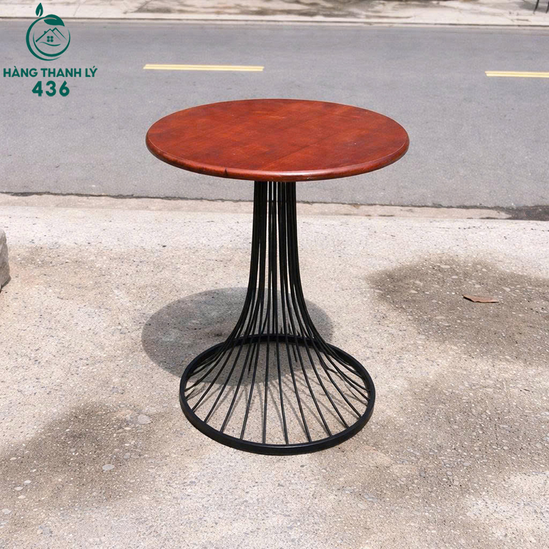 Thanh Lý Bàn Cafe Tròn Mặt Gỗ Màu Nâu Đỏ Mới 99% thanh-ly-ban-cafe-tron-mat-go-mau-nau-do-moi-99 Thanh Lý Bàn Cafe Tròn Mặt Gỗ Màu Nâu Đỏ Mới 99%