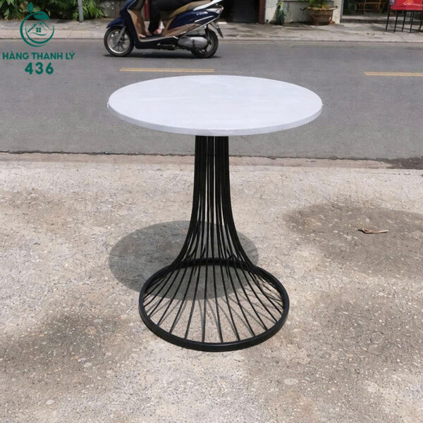 thanh-ly-ban-cafe-tron-mat-trang-khung-sat-moi-99 thanh ly ban cafe tron mat trang khung sat moi 99