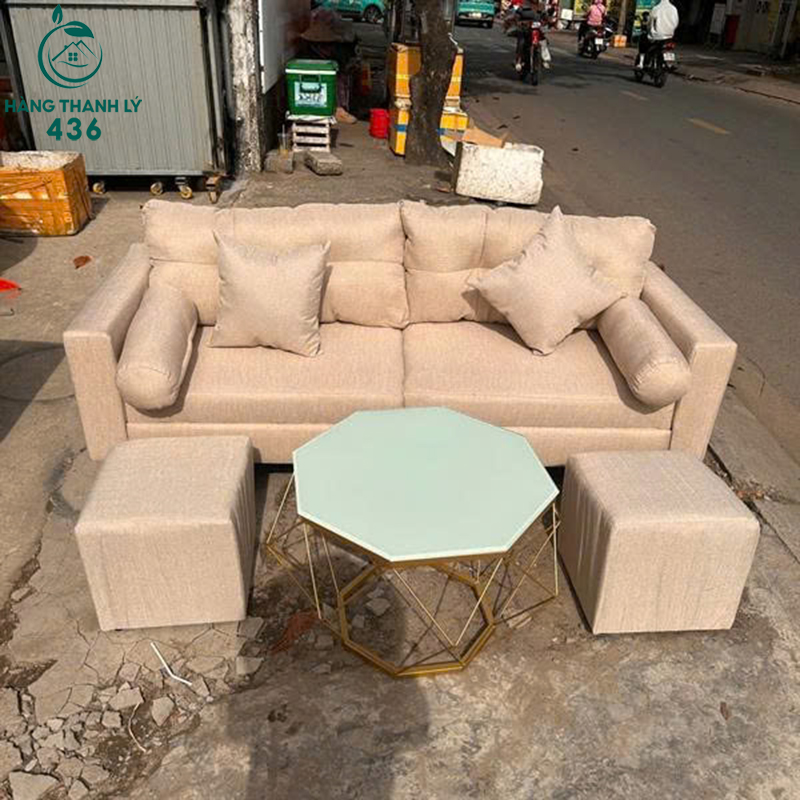 Thanh Lý Bộ Sofa Băng 1M8 Màu Kem Kèm 2 Đôn Nhỏ Mới 99% thanh-ly-bo-sofa-bang-1m8-mau-kem-kem-2-don-nho Thanh Lý Bộ Sofa Băng 1M8 Màu Kem Kèm 2 Đôn Nhỏ Mới 99%