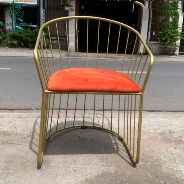 thanh-ly-ghe-cafe-khung-sat-ma-vang-nem-cam-moi-99 (2) thanh ly ghe cafe khung sat ma vang nem cam moi 99 2