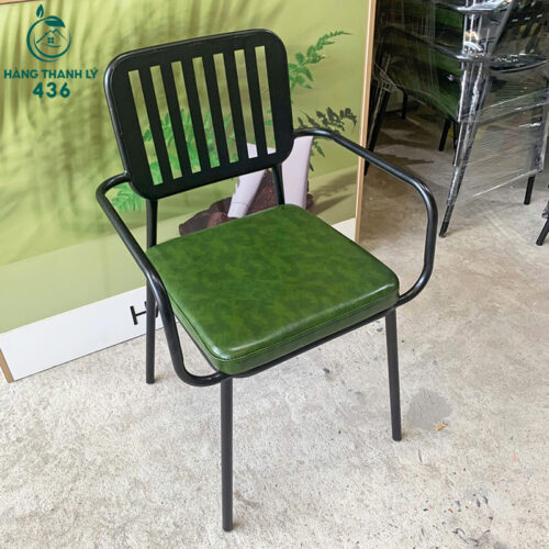 thanh ly ghe cafe khung sat nem da xanh reu moi 99 3