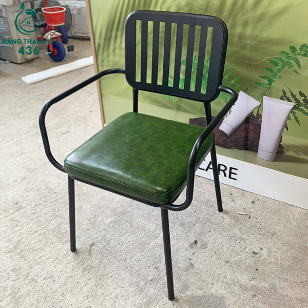 thanh ly ghe cafe khung sat nem da xanh reu moi 99 4