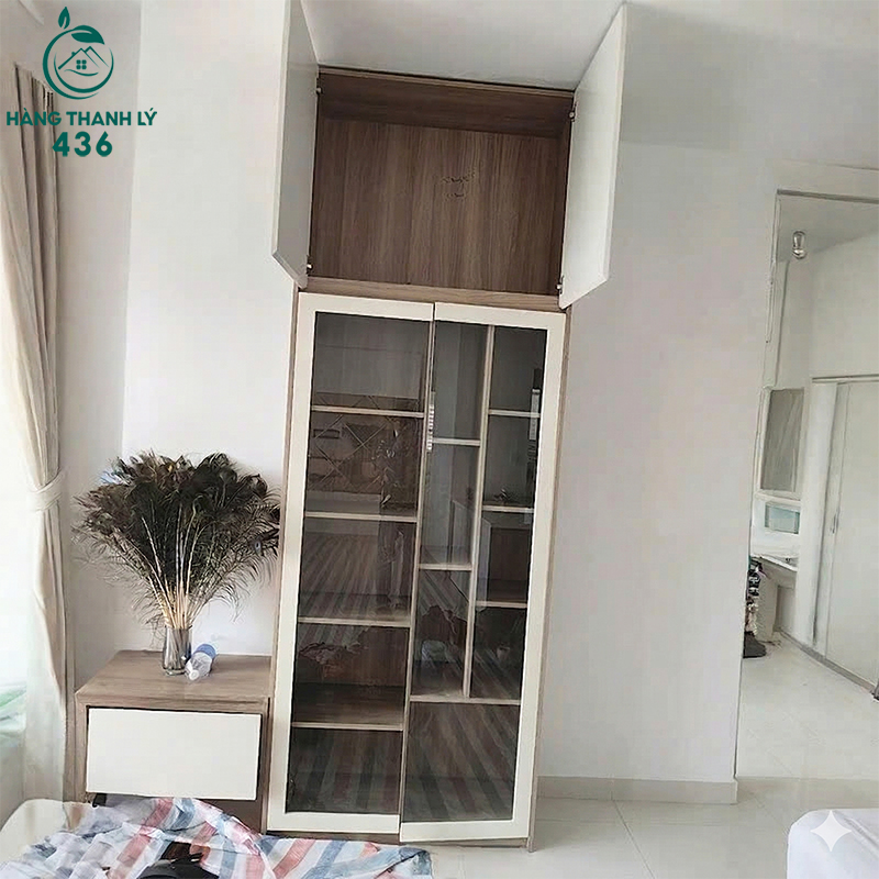 Tủ Trưng Bày Cũ 1M4X2M8X40CM Cánh Kính Khung Gỗ tu-ho-so-cu-1m4x2m8x40cm-canh-kinh-khung-go-2 Tủ Trưng Bày Cũ 1M4X2M8X40CM Cánh Kính Khung Gỗ