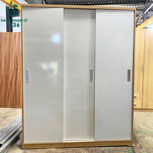 Tủ quần áo cửa lùa cũ