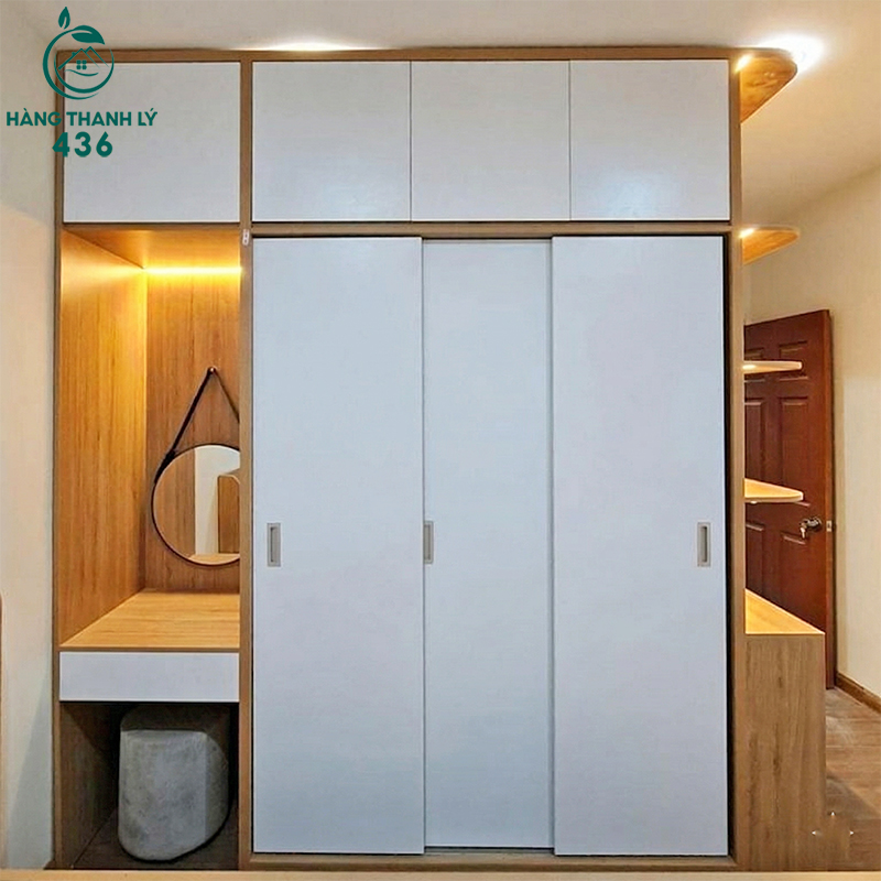 Tủ quần áo full trần cũ