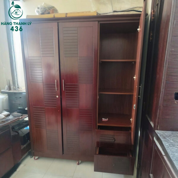 tu quan ao go 3 canh mau nau do cu 2