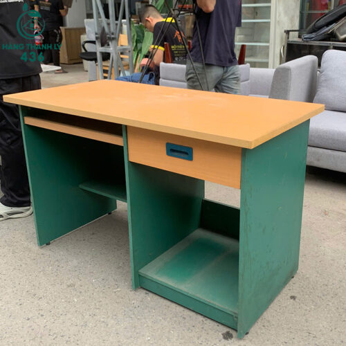 Bàn Làm Viêc Cũ 1M2X60CM Vàng Gỗ Phối Xanh Có Hộc Kéo 3 ban lam viec cu 1m2x60cm vang go phoi xanh co hoc keo 2