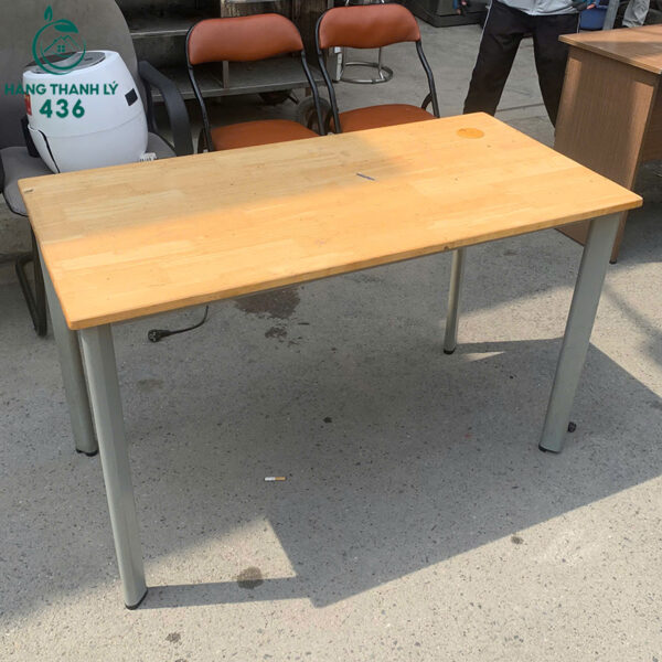 ban lam viec mat van go mau sang cu 1m2x60cm 1