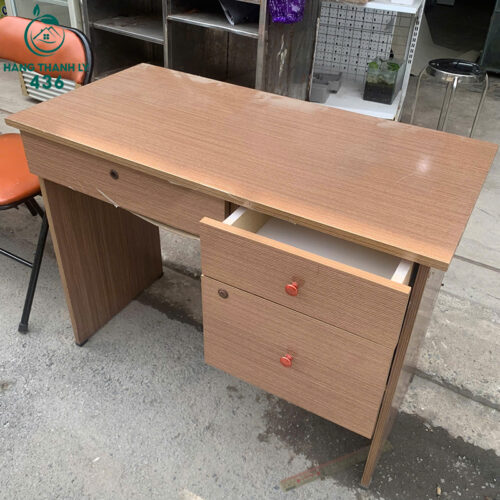 ban nhua van go cu 1mx50cm co hoc keo 3
