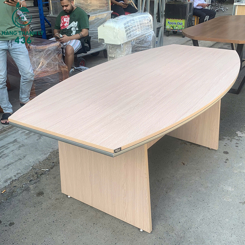 Bàn Họp Cũ 2MX1M Mặt Oval Vân Gỗ Đẹp 8 bo ban ghe cafe cu mat go tron nho gon 3