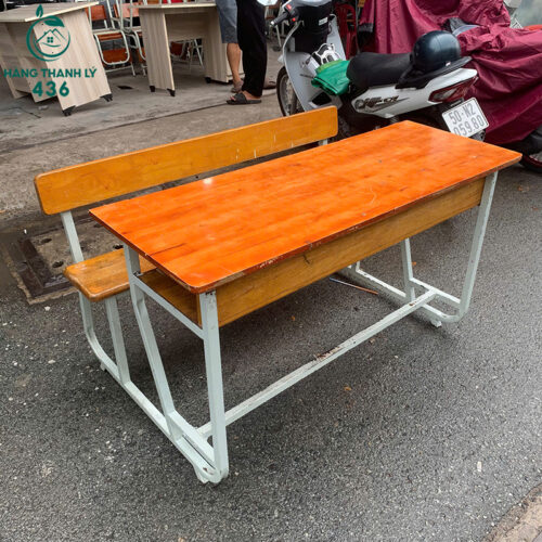 Bộ Bàn Ghế Học Sinh Gỗ Chân Sắt Cũ Liền Băng 3 bo ban ghe hoc sinh go chan sat cu lien bang 1