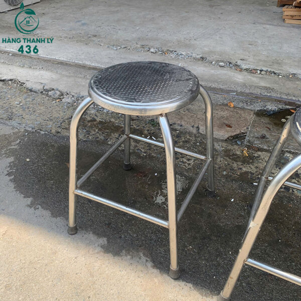 ghe don inox cu thiet ke chan vong chac chan 1